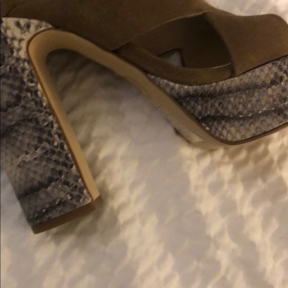 Snakeskin platform shoes - Picture 3 of 4